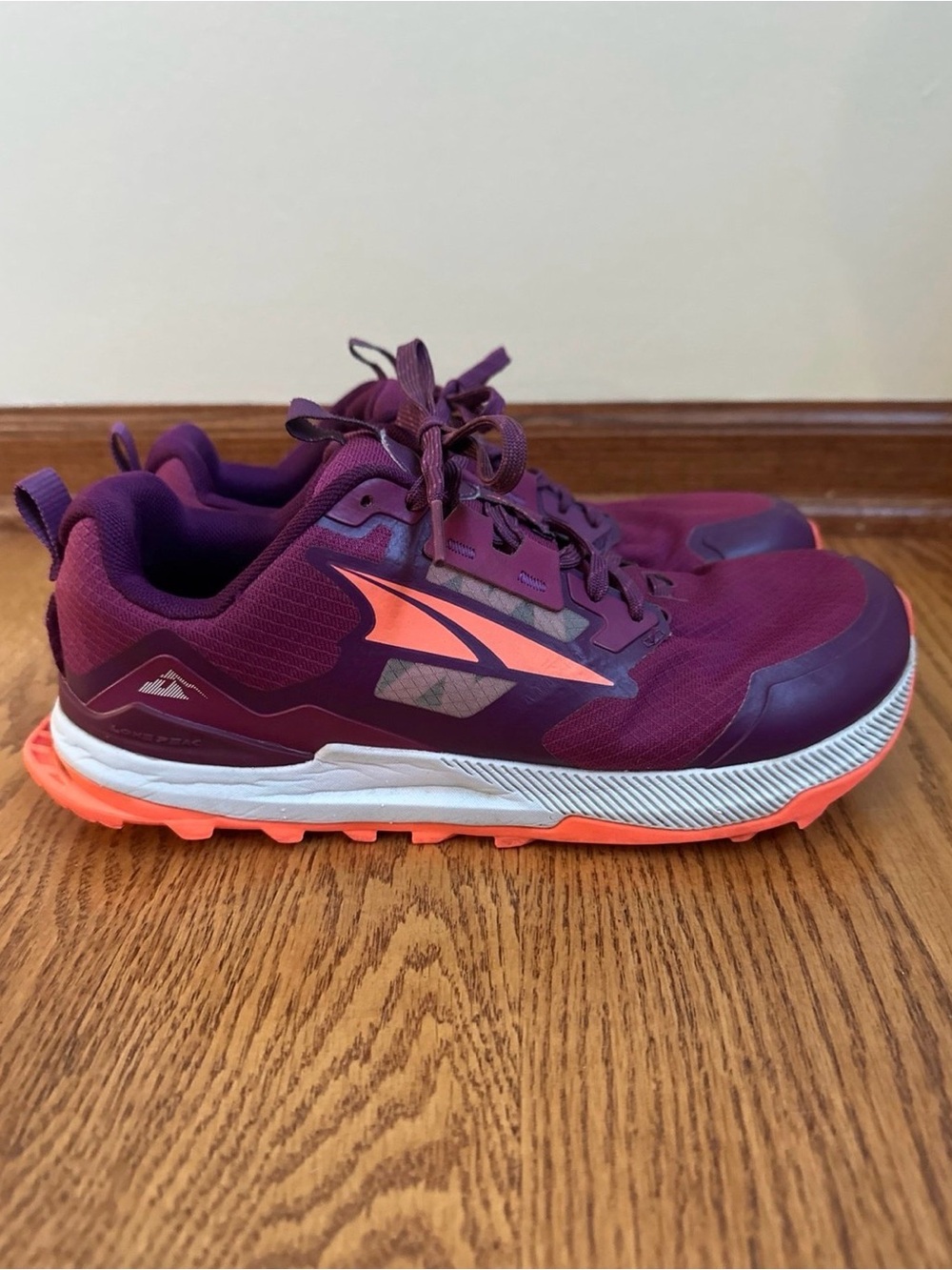 Altra Lone Peak 7 Trail Running Shoes Womens 9